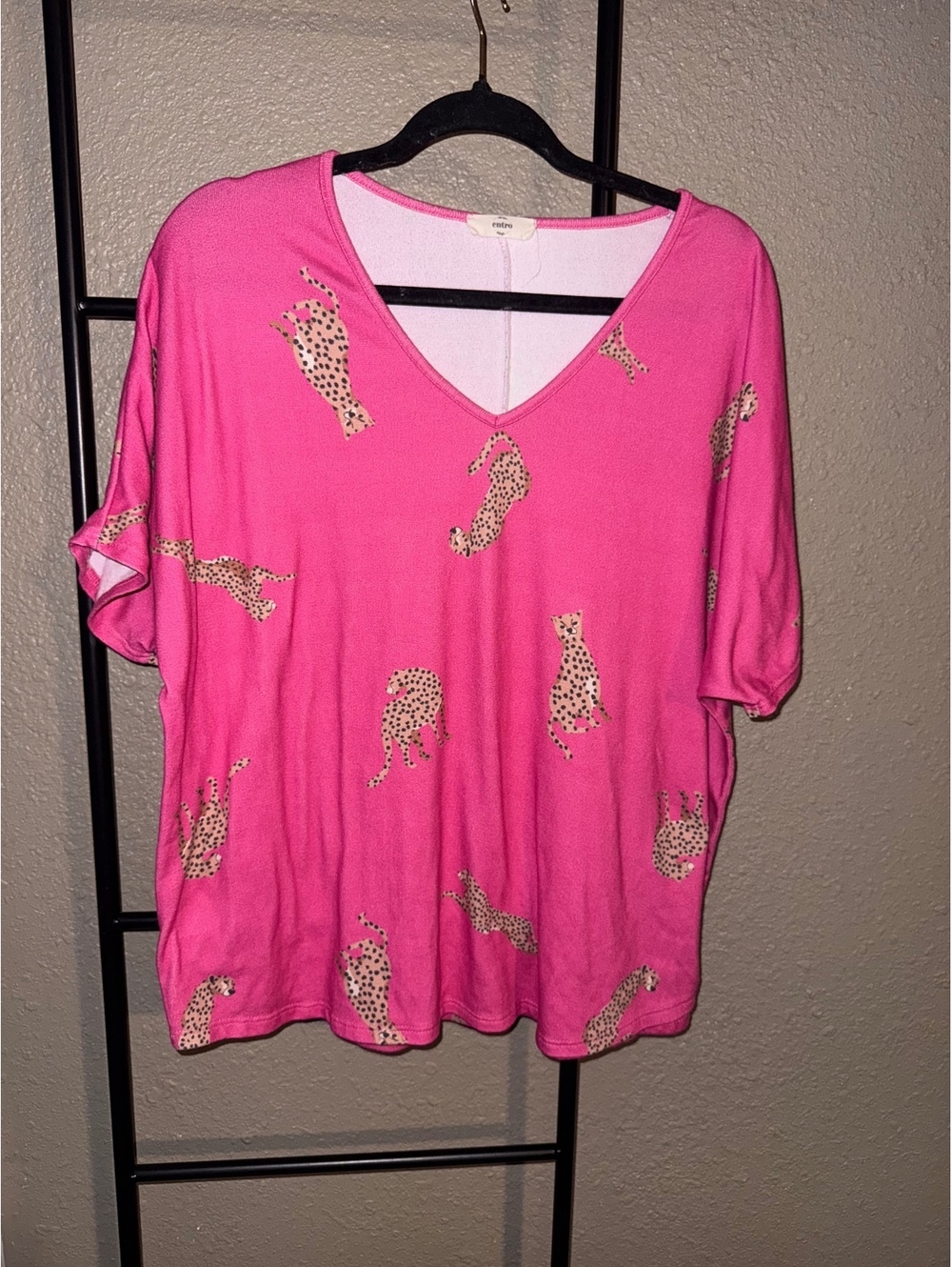 Entro Pink Cheetah Print V-Neck Oversized Short-Sleeve Top